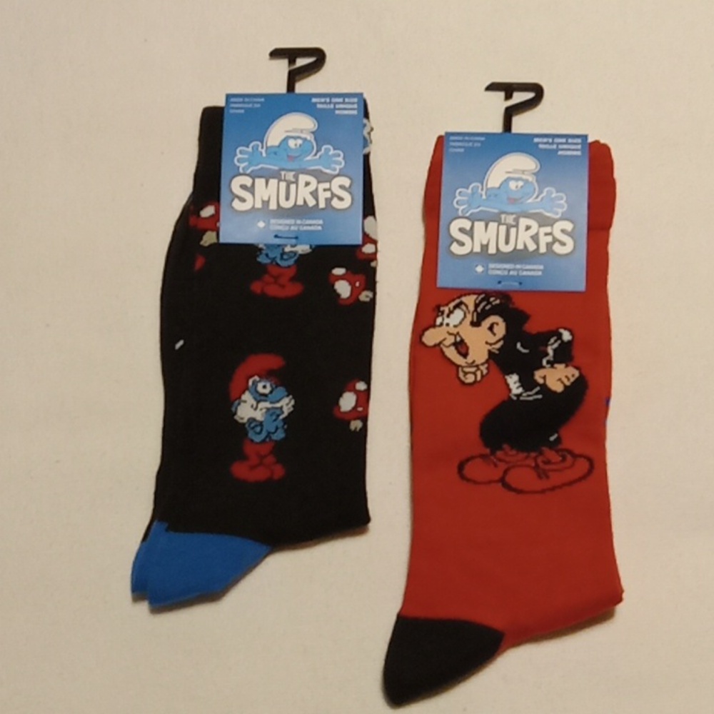 Perris Socks cartoon character sock duo